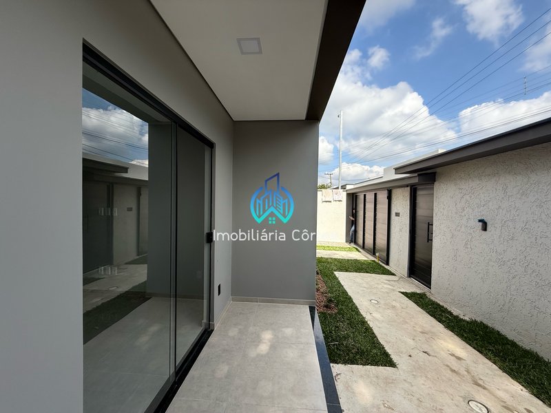 Casa Moderna com Fachada Imponente — Pronta para Encantar! Rua Comandante Barcelar Guapimirim - 