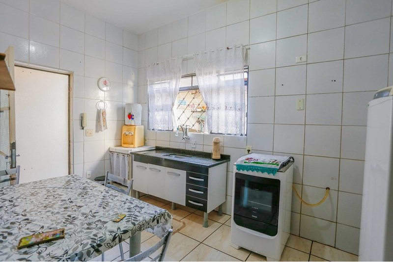 Casa à venda com 3 quartos, sendo 1 suíte com closet no Julio de Mesquita em Sorocaba Rua João Alberto Pivetta Sorocaba - 