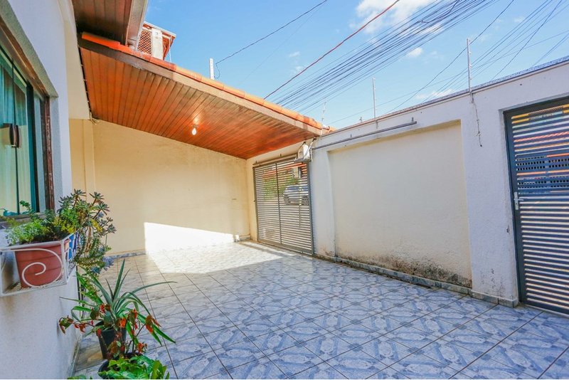 Casa à venda com 3 quartos, sendo 1 suíte com closet no Julio de Mesquita em Sorocaba Rua João Alberto Pivetta Sorocaba - 