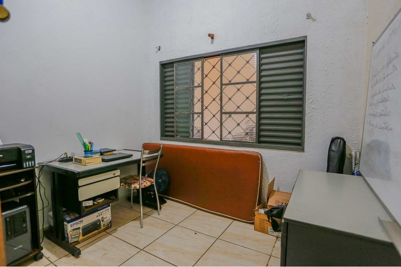 Casa à venda com 3 quartos, sendo 1 suíte com closet no Julio de Mesquita em Sorocaba Rua João Alberto Pivetta Sorocaba - 