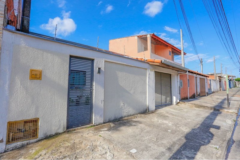 Casa à venda com 3 quartos, sendo 1 suíte com closet no Julio de Mesquita em Sorocaba Rua João Alberto Pivetta Sorocaba - 