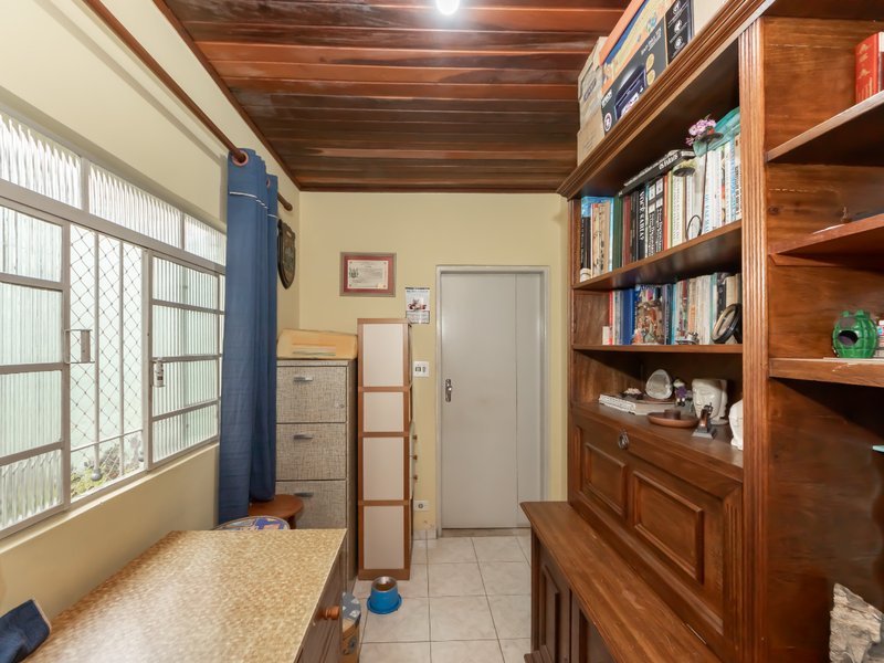 Casa 104m² útil no Chora Menino 8 dorms 2 suítes 1 vaga Rua Doutor Eugênio Fortes Coelho São Paulo - 