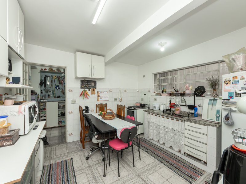 Casa 104m² útil no Chora Menino 8 dorms 2 suítes 1 vaga Rua Doutor Eugênio Fortes Coelho São Paulo - 