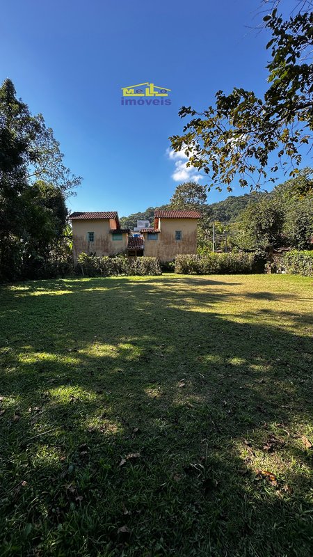 Oportunidade duas casas á venda com um terreno de 890m² na estrada do maquininha Rua do Maquininha São Sebastião - 