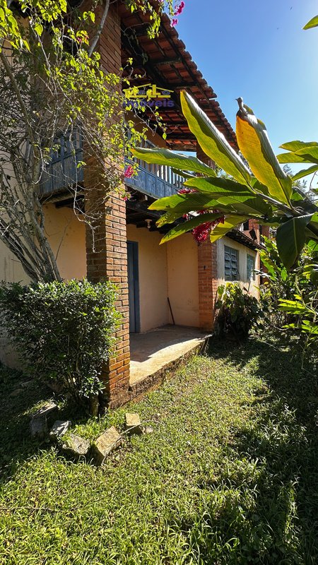 Oportunidade duas casas á venda com um terreno de 890m² na estrada do maquininha Rua do Maquininha São Sebastião - 
