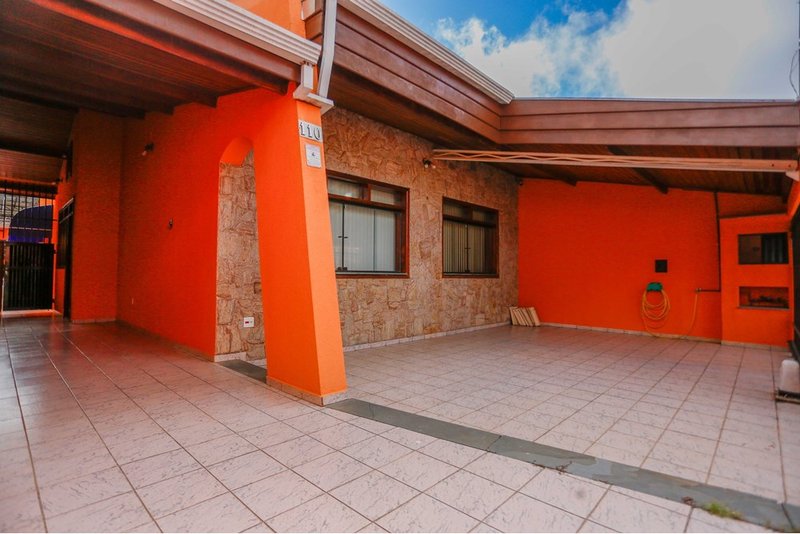Casa à VENDA Central Parque - 4 dormitórios - 2 suítes - Sorocaba/SP Rua José Galvão Primo Sorocaba - 