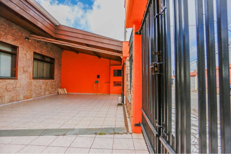 Casa à VENDA Central Parque - 4 dormitórios - 2 suítes - Sorocaba/SP Rua José Galvão Primo Sorocaba - 