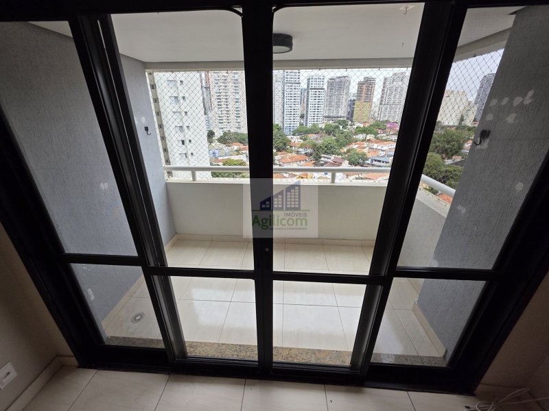 APARTAMENTO À VENDA EM CHÁCARA SANTO ANTÔNIO COM 2 DORMITÓRIOS E 2 VAGAS DE GARAGEEM FIXAS Rua Doutor José Áureo Bustamante São Paulo - 