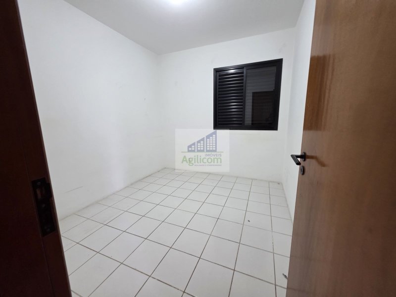 APARTAMENTO À VENDA EM CHÁCARA SANTO ANTÔNIO COM 2 DORMITÓRIOS E 2 VAGAS DE GARAGEEM FIXAS Rua Doutor José Áureo Bustamante São Paulo - 