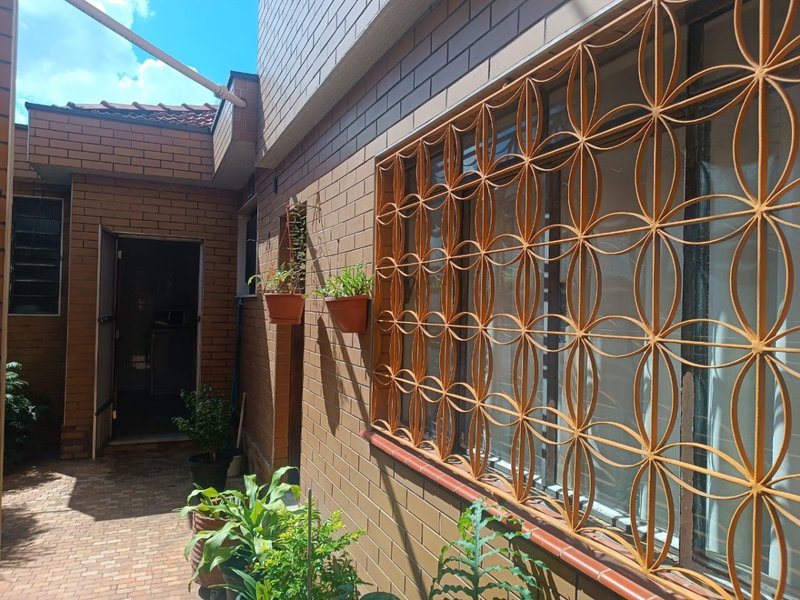 Sobrado 265m² na Vila Maria Alta 5 dorm 3 vagas Rua Orindiúva São Paulo - 