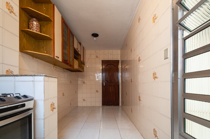 Sobrado 195m² em Perdizes 2 dorm 1 suíte 1 vaga Rua Caraíbas São Paulo - 