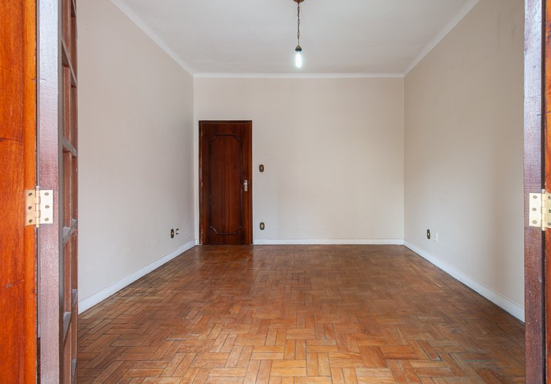 Sobrado 195m² em Perdizes 2 dorm 1 suíte 1 vaga Rua Caraíbas São Paulo - 
