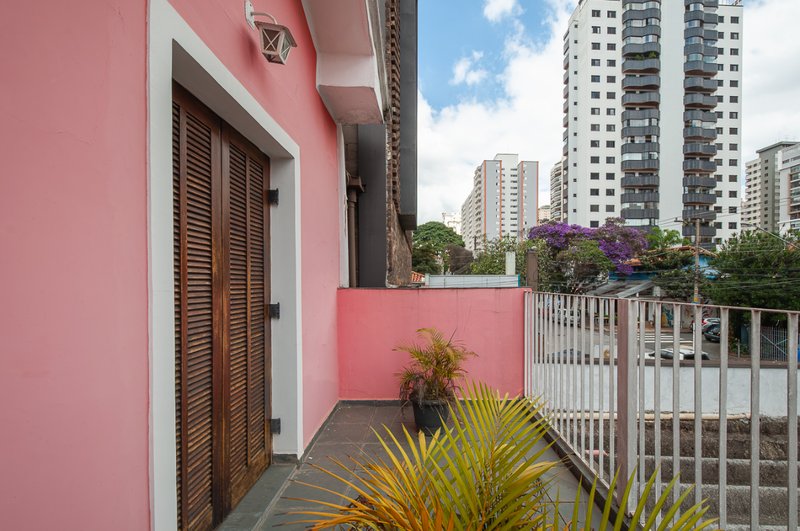 Sobrado 195m² em Perdizes 2 dorm 1 suíte 1 vaga Rua Caraíbas São Paulo - 