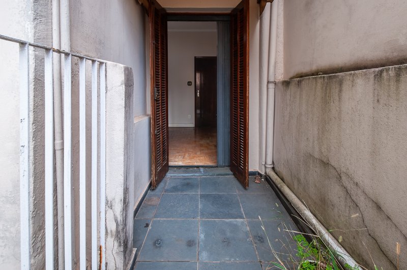 Sobrado 195m² em Perdizes 2 dorm 1 suíte 1 vaga Rua Caraíbas São Paulo - 