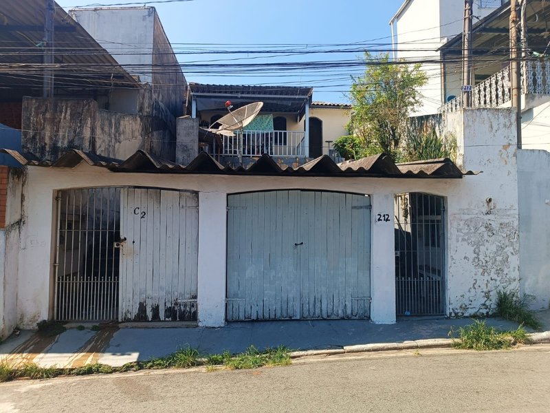 Casa 162m² no Tremembé 2 dorm 2 vagas Rua Cornélio Serafim São Paulo - 