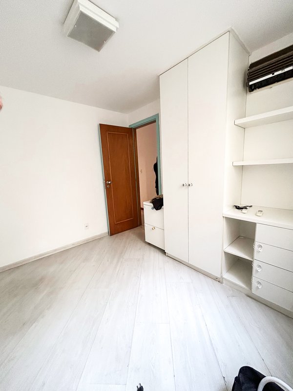 Apartamento reformado no Jardim Oceânico - Rio de Janeiro - 