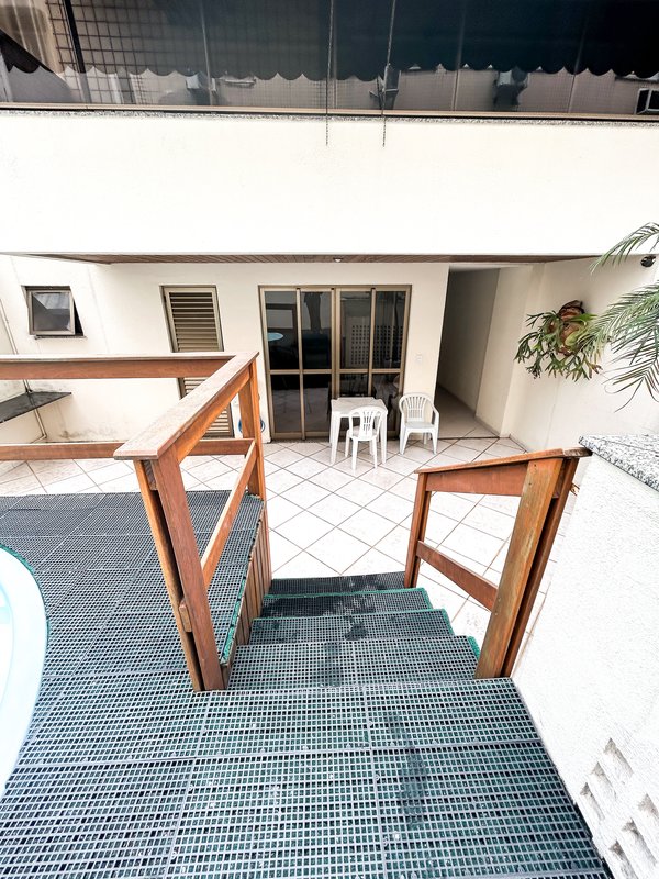 Apartamento reformado no Jardim Oceânico - Rio de Janeiro - 