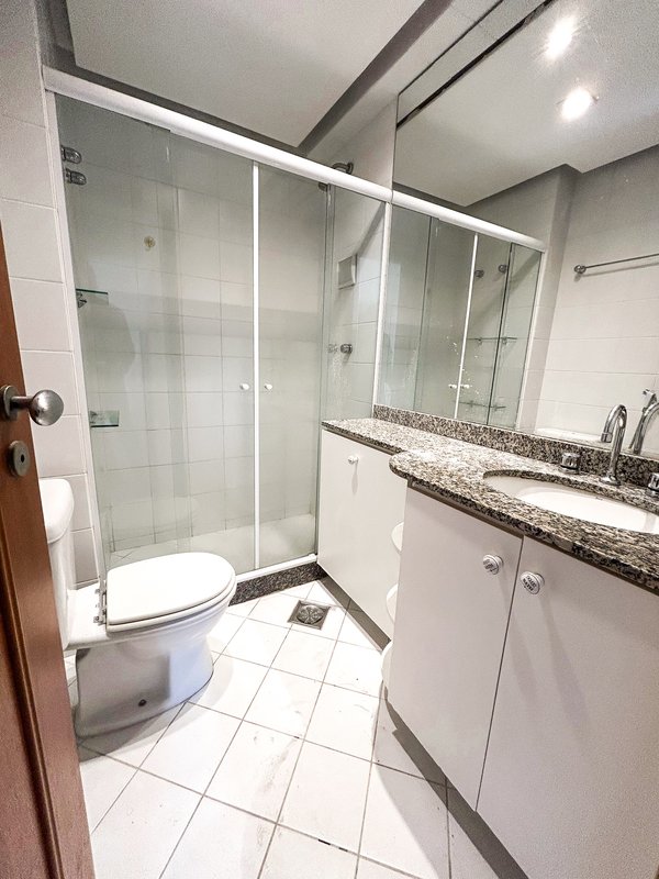 Apartamento reformado no Jardim Oceânico - Rio de Janeiro - 