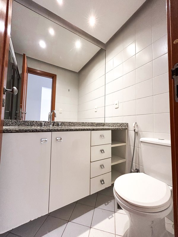 Apartamento reformado no Jardim Oceânico - Rio de Janeiro - 