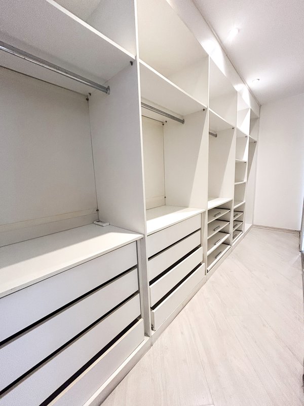 Apartamento reformado no Jardim Oceânico - Rio de Janeiro - 