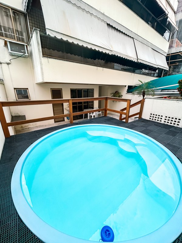 Apartamento reformado no Jardim Oceânico - Rio de Janeiro - 