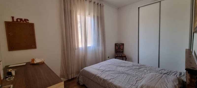 Sobrado 180m² no Tremembé 4 dorm 1 suíte 3 vagas Rua Sino Contra-Meão São Paulo - 