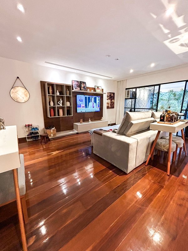 Apartamento decorado no Jardim Oceânico - Rio de Janeiro - 