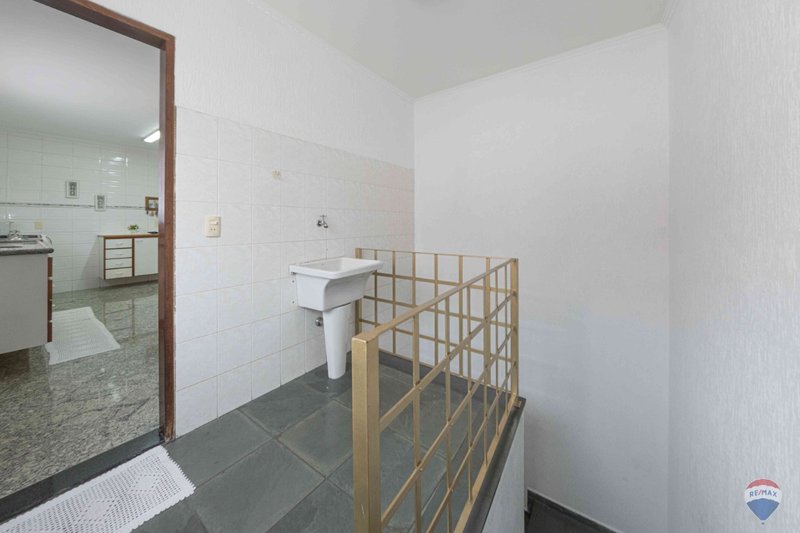 Sobrado 173m² na Vila Medeiros 3 dorm 1 suíte 4 vagas Avenida Boschetti São Paulo - 