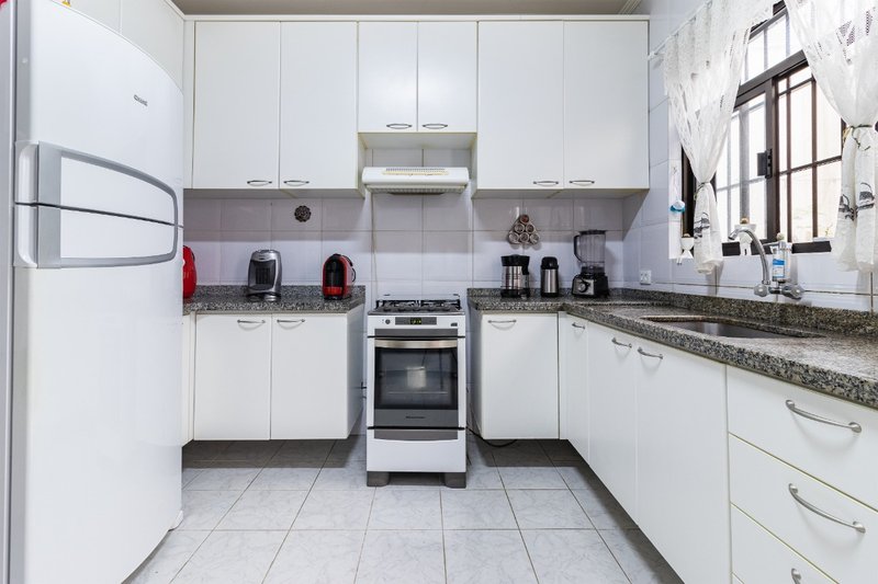 Sobrado 104m² na Vila Isolina Mazzei 2 suítes 3 vagas Rua Sapienza São Paulo - 