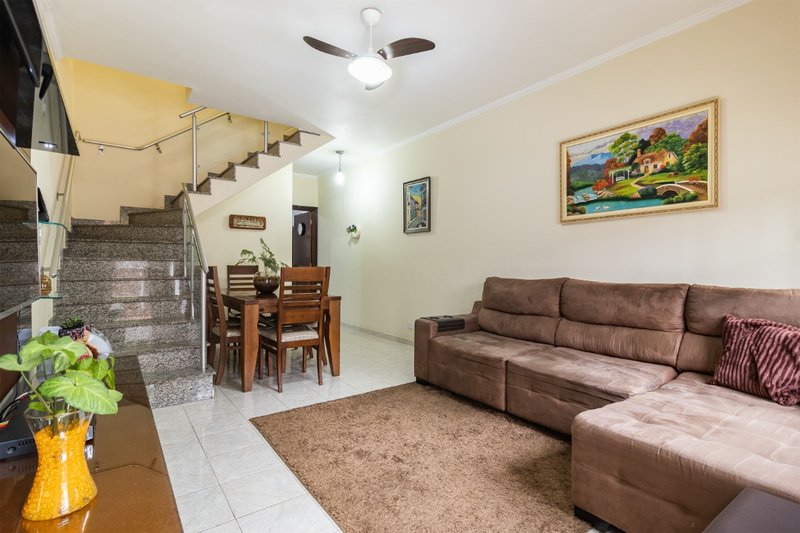 Sobrado 104m² na Vila Isolina Mazzei 2 suítes 3 vagas Rua Sapienza São Paulo - 