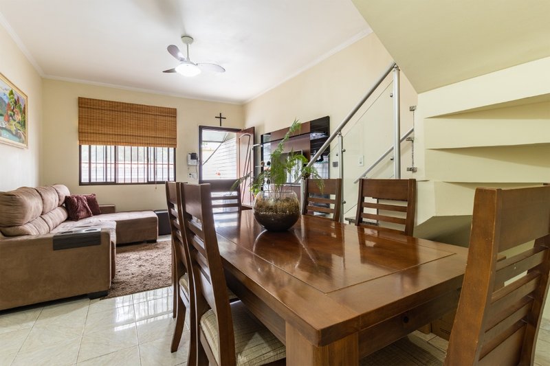 Sobrado 104m² na Vila Isolina Mazzei 2 suítes 3 vagas Rua Sapienza São Paulo - 