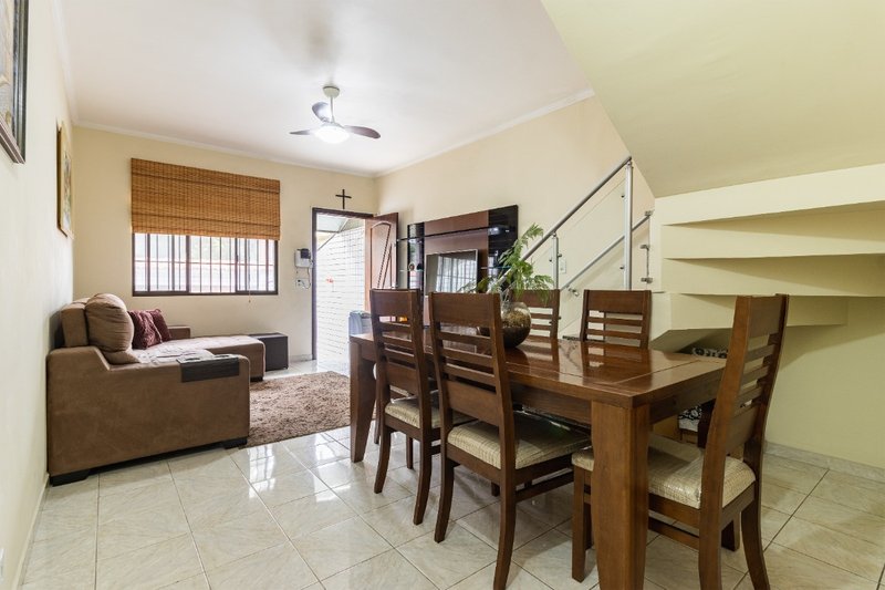 Sobrado 104m² na Vila Isolina Mazzei 2 suítes 3 vagas Rua Sapienza São Paulo - 