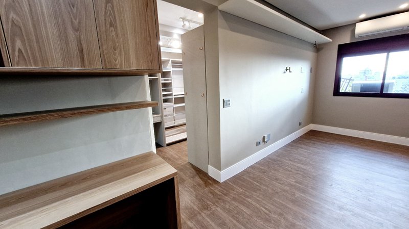 Apartamento 158m² na Água Fria 3 suítes 3 vagas Rua Capitão Alberto Mendes Júnior São Paulo - 