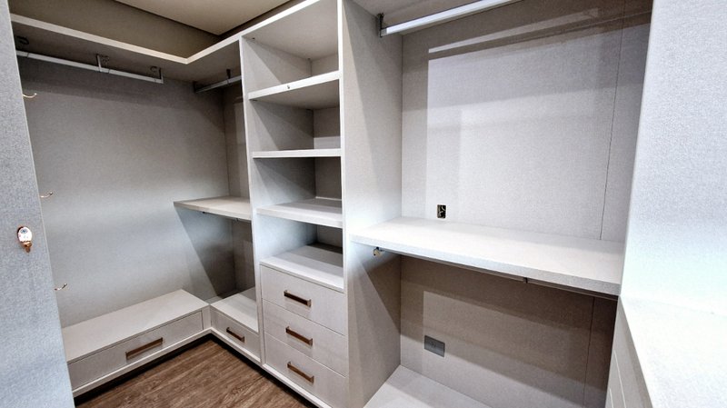 Apartamento 158m² na Água Fria 3 suítes 3 vagas Rua Capitão Alberto Mendes Júnior São Paulo - 
