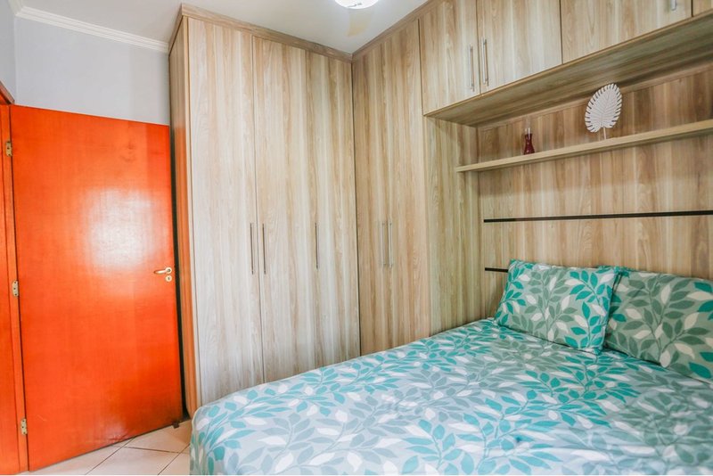 Apartamento à venda, 54m -2 Dorm. R$ 240.000 - Residencial Espanha - Sorocaba SP Rua Lituânia Sorocaba - 