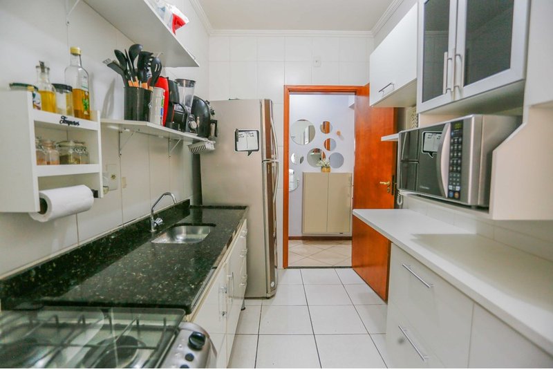 Apartamento à venda, 54m -2 Dorm. R$ 240.000 - Residencial Espanha - Sorocaba SP Rua Lituânia Sorocaba - 