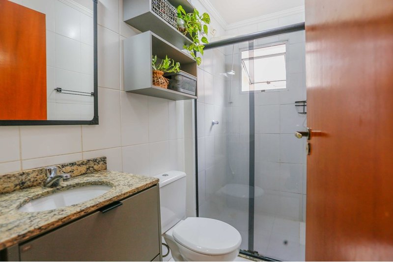 Apartamento à venda, 54m -2 Dorm. R$ 240.000 - Residencial Espanha - Sorocaba SP Rua Lituânia Sorocaba - 