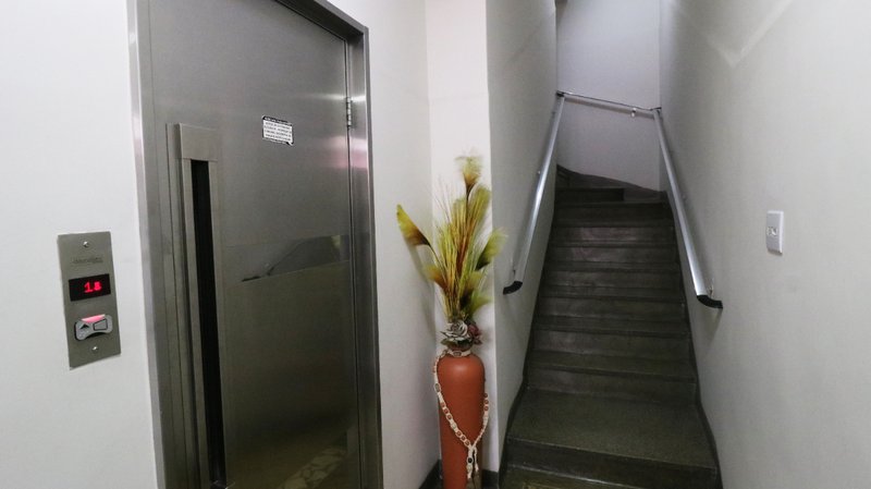 Apartamento 67m² em Santana 3 dorm sem vaga Rua Doutor Zuquim São Paulo - 