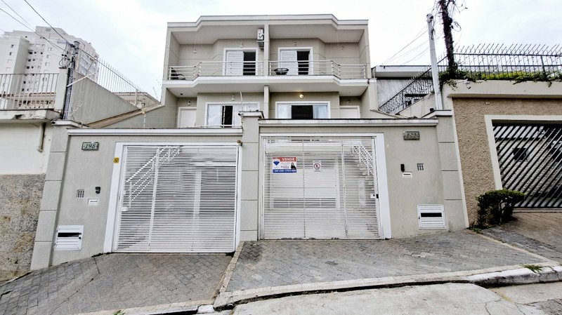 Sobrado 208m² na Parada Inglesa 3 suítes 4 vagas Rua Plínio Pasqui São Paulo - 
