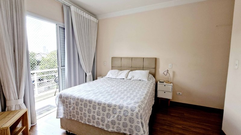 Sobrado 208m² na Parada Inglesa 3 suítes 4 vagas Rua Plínio Pasqui São Paulo - 