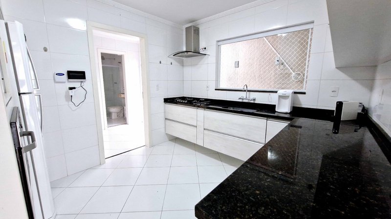 Sobrado 208m² na Parada Inglesa 3 suítes 4 vagas Rua Plínio Pasqui São Paulo - 