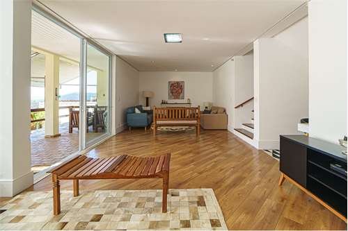 Casa 350m² no Parque Petrópolis 4 dorm 2 suítes 10 vagas Alameda Suécia Mairiporã - 
