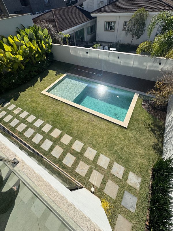 Casa no Swiss Park 590m2 - 04 suítes master - 06 vagas - São Bernardo do Campo - 