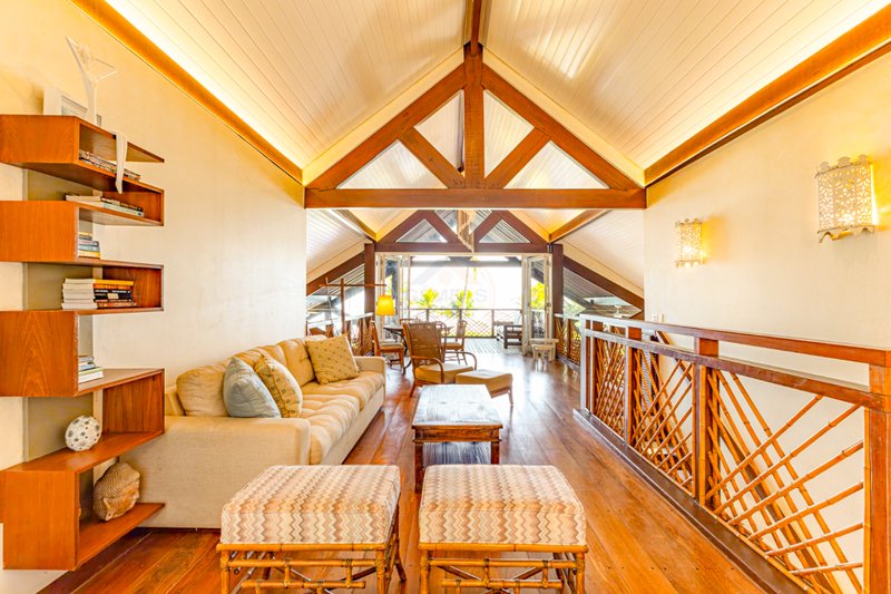 Casa espetacular frente ao mar na Praia da Baleia - À VENDA - São Sebastião - 