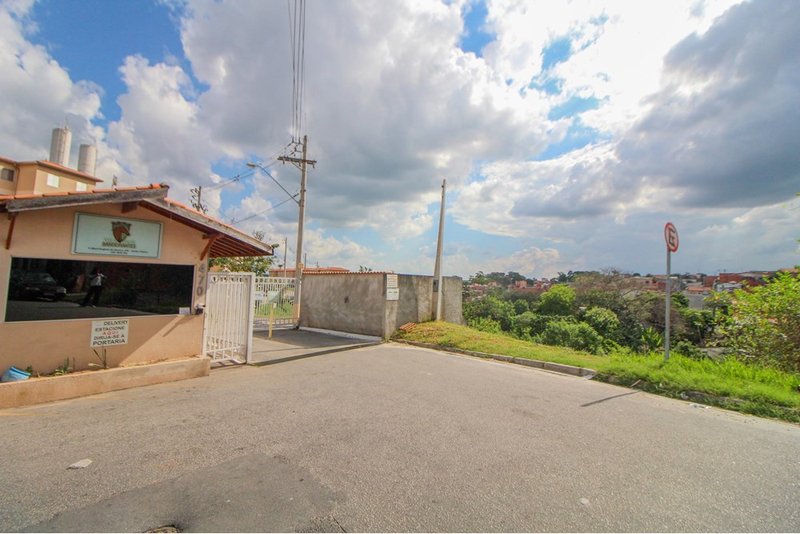 Apartamento à venda, 47m - R$ 136.000 - 2 Dorm. - Jardim Tatiana - Votorantim SP Rua Maria Eugênia Oliveira Votorantim - 