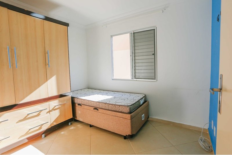 Apartamento à venda, 47m - R$ 136.000 - 2 Dorm. - Jardim Tatiana - Votorantim SP Rua Maria Eugênia Oliveira Votorantim - 