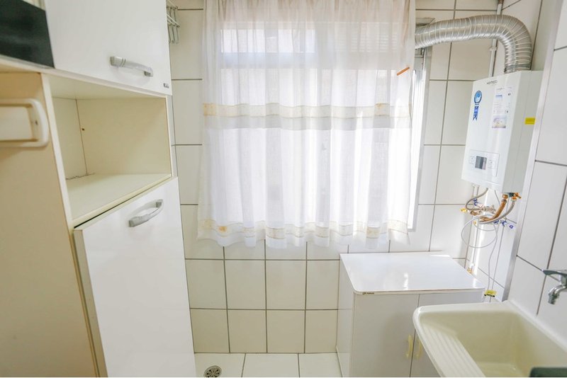 Apartamento à venda, 47m - R$ 136.000 - 2 Dorm. - Jardim Tatiana - Votorantim SP Rua Maria Eugênia Oliveira Votorantim - 