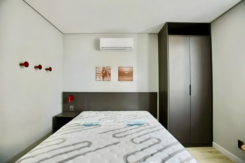 R$ 280.000 - TOWN CO - STUDIO - PORTEIRA FECHADA - 21M2 - INFRA Rua Senhor dos Passos Porto Alegre - 