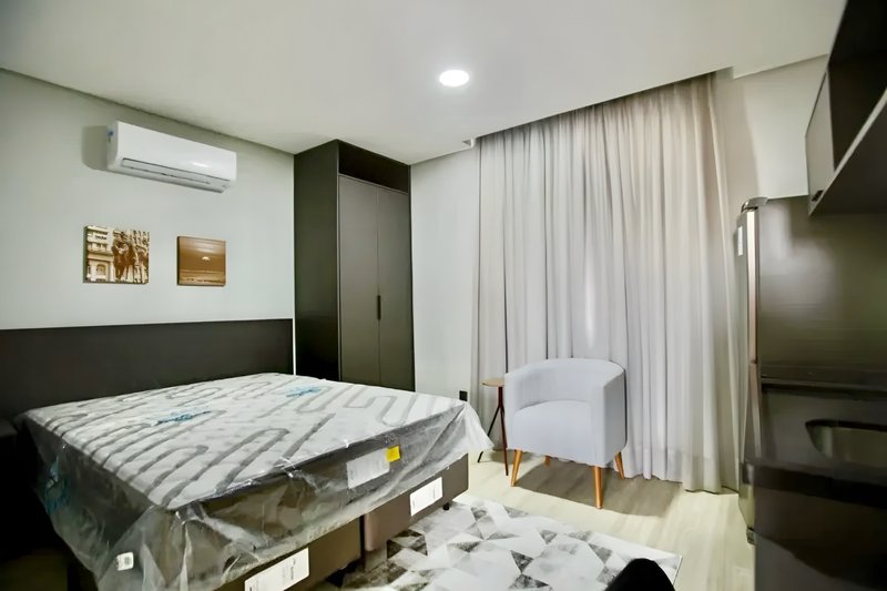 R$ 280.000 - TOWN CO - STUDIO - PORTEIRA FECHADA - 21M2 - INFRA Rua Senhor dos Passos Porto Alegre - 
