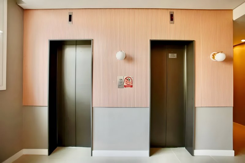 R$ 280.000 - TOWN CO - STUDIO - PORTEIRA FECHADA - 21M2 - INFRA Rua Senhor dos Passos Porto Alegre - 